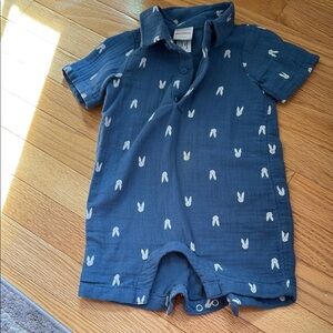 Hanna Anderson muslin denim shorts romper Blue Baby Romper with White Print